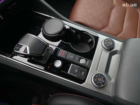 Volkswagen Touareg 2023 - фото 20