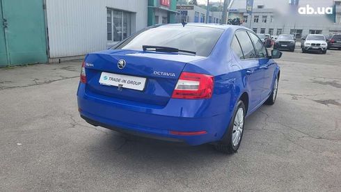 Skoda Octavia 2019 - фото 17