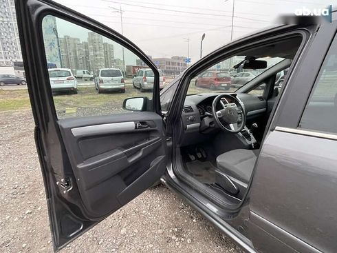 Opel Zafira 2009 - фото 14