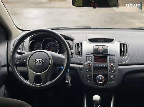 Kia Cerato 2011 - фото 18