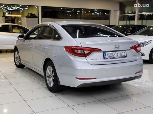 Hyundai Sonata 2015 - фото 4