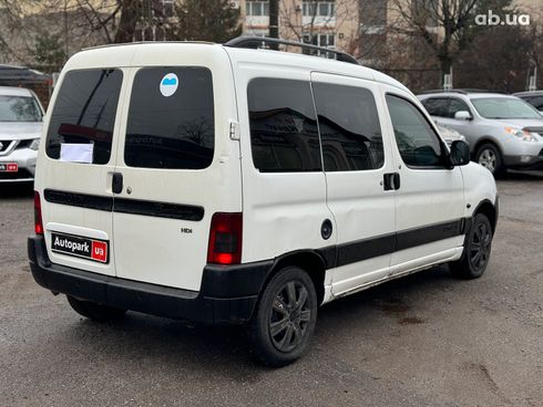 Citroёn Berlingo 2003 белый - фото 17