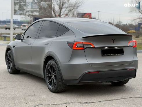 Tesla Model Y 2022 - фото 14