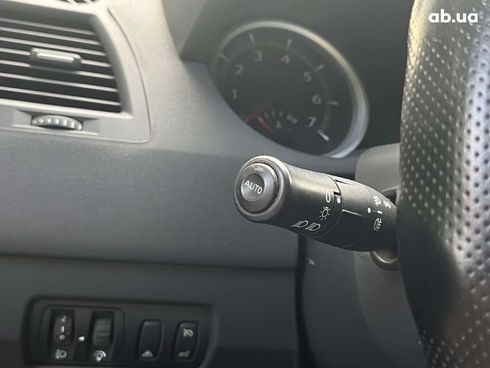 Renault Megane 2006 бежевый - фото 25