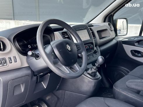 Renault Trafic 2018 белый - фото 9