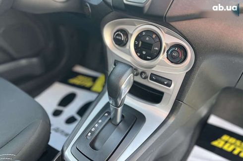 Ford Fiesta 2017 - фото 29