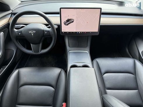 Tesla Model 3 2022 - фото 9