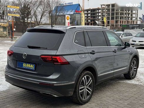 Volkswagen Tiguan 2020 - фото 17