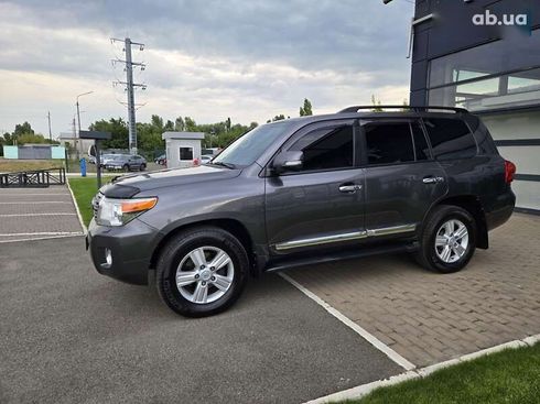 Toyota Land Cruiser 2012 - фото 27