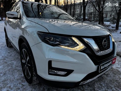 Nissan Rogue 2018 белый - фото 4