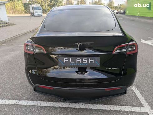 Tesla Model Y 2022 - фото 22