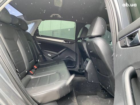 Volkswagen Passat 2012 серый - фото 18