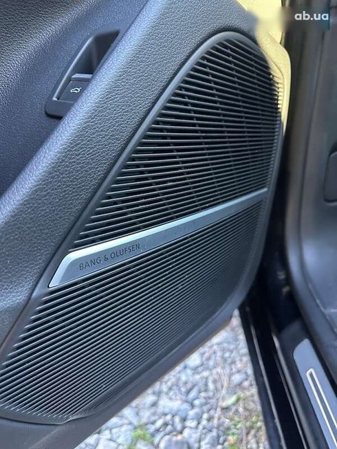 Audi Q8 2020 - фото 27