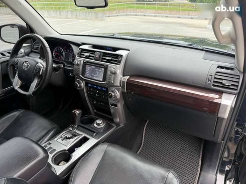 Toyota 4Runner 2016 - фото 18