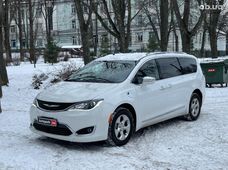 Продаж вживаних Chrysler Pacifica - купити на Автобазарі