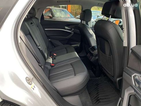 Audi E-Tron 2022 - фото 26