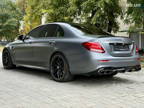 Mercedes-Benz E-Класс 2018 - фото 18