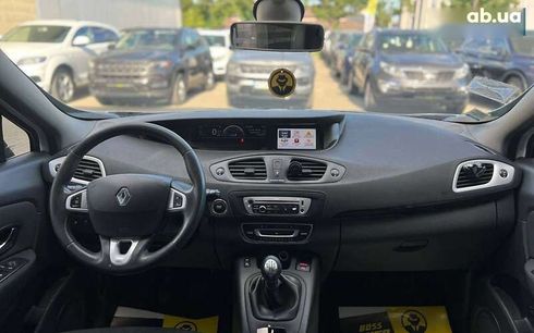 Renault Scenic 2012 - фото 16