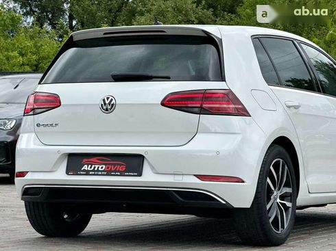 Volkswagen e-Golf 2019 - фото 28
