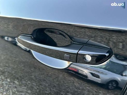 Hyundai Kona Electric 2021 - фото 17