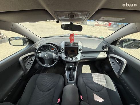 Toyota RAV4 2007 черный - фото 15