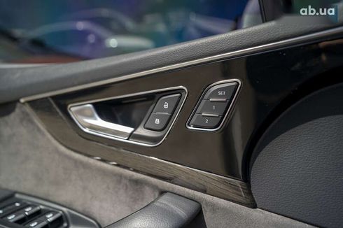 Audi Q7 2016 - фото 21