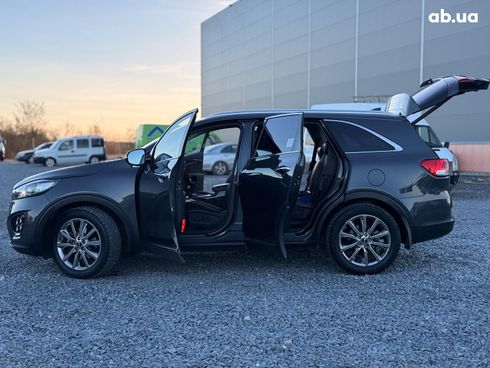 Kia Sorento 2017 серый - фото 37