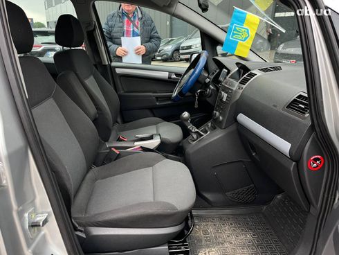 Opel Zafira 2006 серый - фото 8