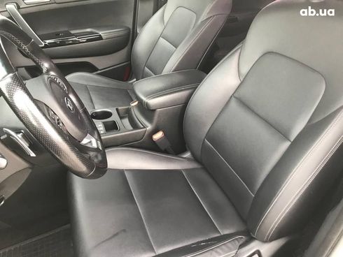 Kia Sportage 2017 белый - фото 19