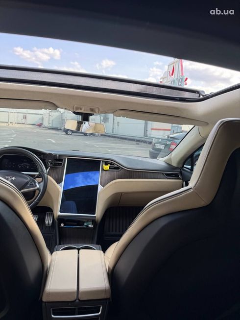 Tesla Model S 2014 - фото 18