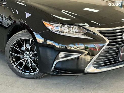 Lexus ES 2016 - фото 3