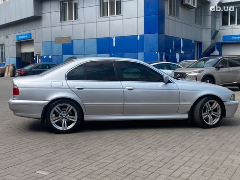 BMW 5 серия 2003 серый - фото 3