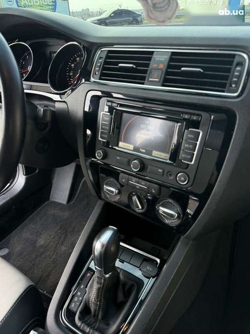 Volkswagen Jetta 2015 - фото 17