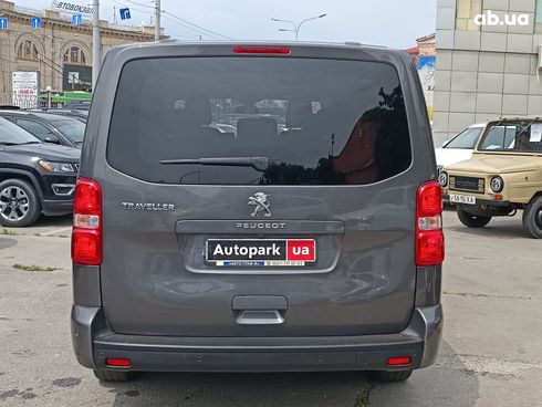 Peugeot Traveller 2019 серый - фото 10