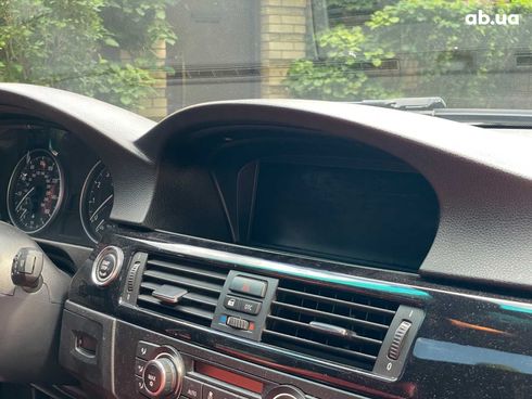 BMW 3 серия 2010 белый - фото 26