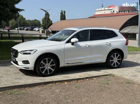 Volvo XC60 2020 - фото 5