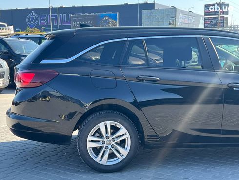 Opel Astra K Hatchback 2017 черный - фото 9