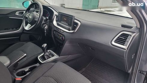 Kia Cee'd 2021 - фото 19