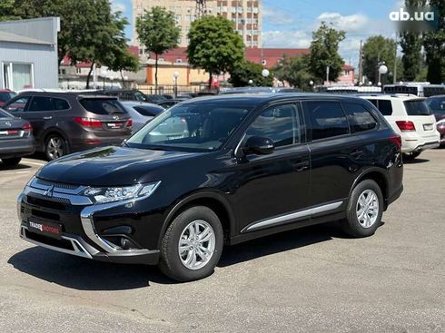 Mitsubishi Outlander 2020 - фото 5