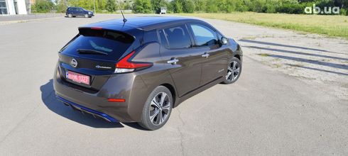 Nissan Leaf 2018 коричневый - фото 6