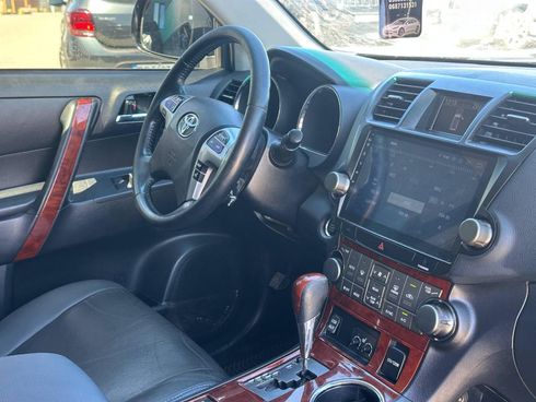 Toyota Highlander 2013 черный - фото 32