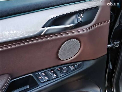 BMW X5 2017 - фото 14