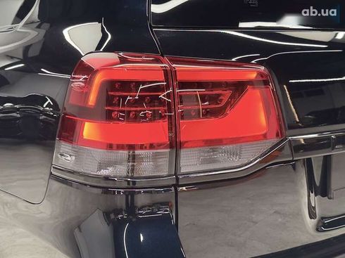 Toyota Land Cruiser 2018 - фото 12