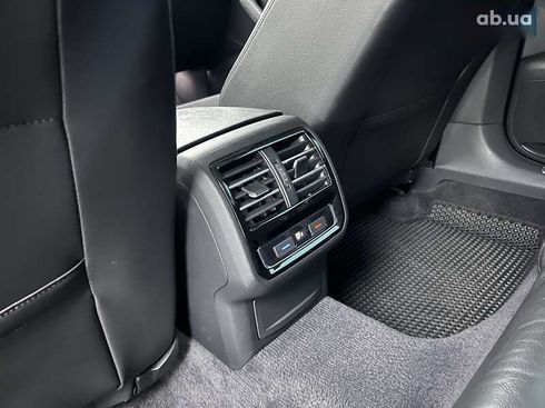 Volkswagen Passat 2017 - фото 28