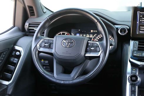 Toyota Land Cruiser 2021 - фото 16
