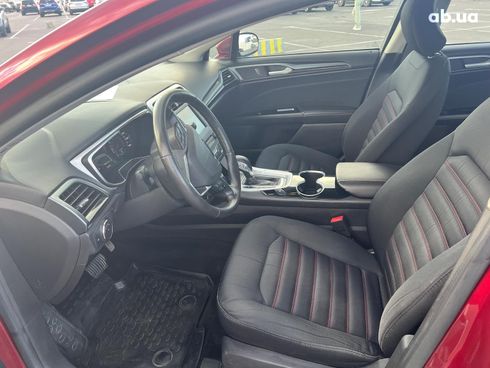 Ford Fusion 2015 красный - фото 24