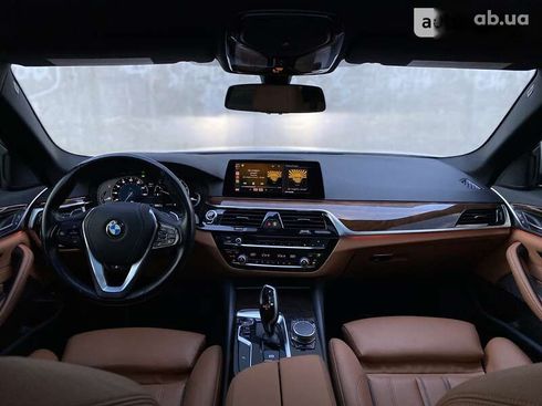 BMW 5 серия 2018 - фото 25