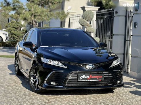 Toyota Camry 2021 - фото 22