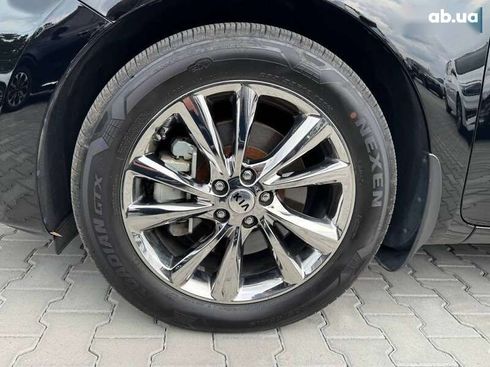 Kia Carnival 2018 - фото 11
