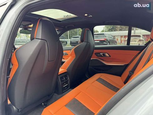 BMW M3 2021 - фото 16